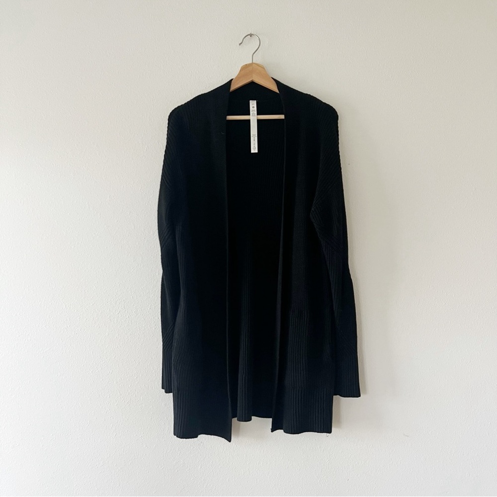 LULULEMON | Cashlu Sweater Wrap | M/L - Picture 2 of 6